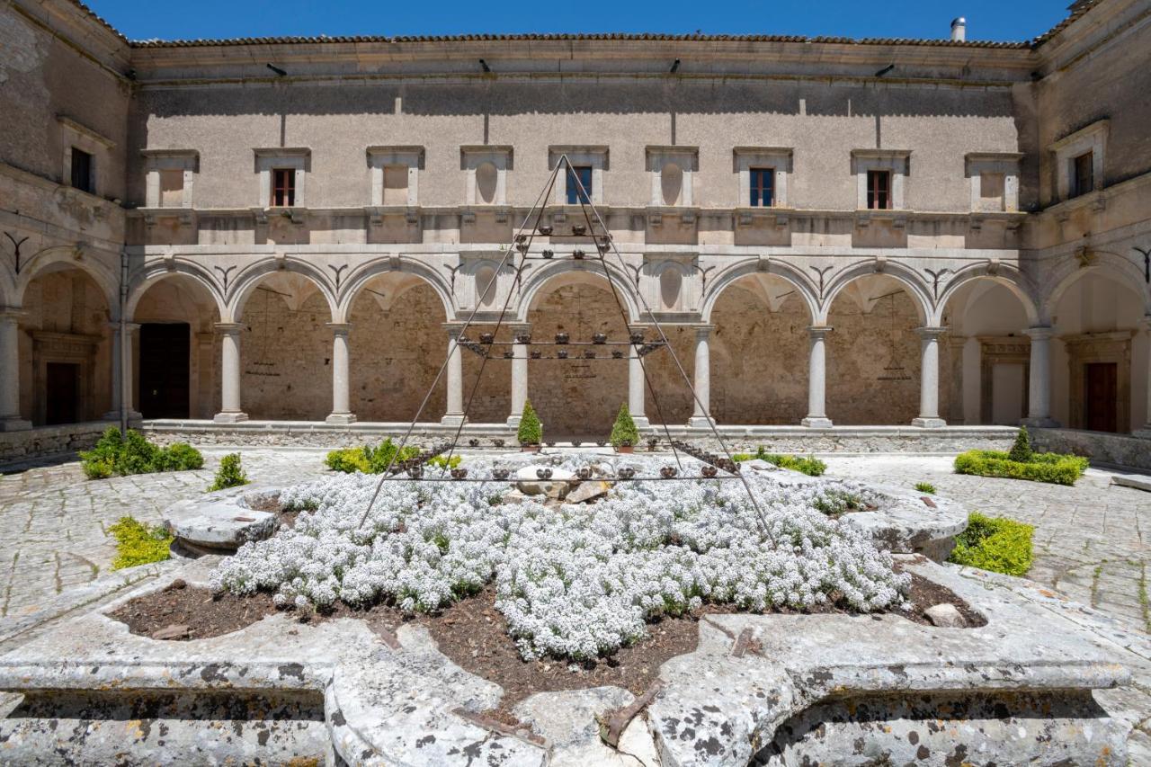 Abbazia Santa Maria Del Bosco ξενώνας Contessa Entellina Εξωτερικό φωτογραφία